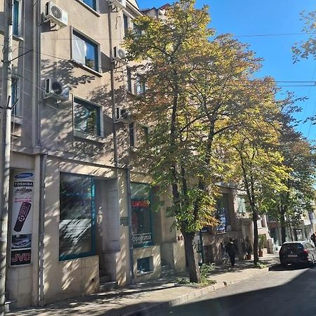 Hotel Oazis Haskovo Exterior foto